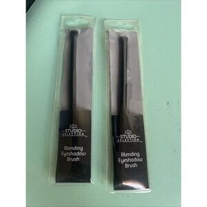 Studio Selection Blending Eyeshadow Brush Synthetic Hair Wood Handle NEW 2-Pack